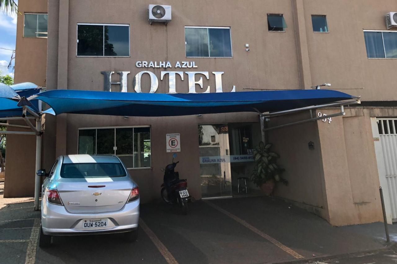 OYO Hotel Gralha Azul Itumbiara Exterior foto